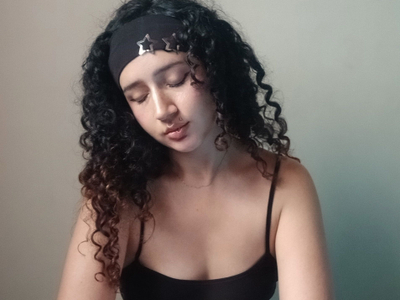cut3nshyf33t avatar
