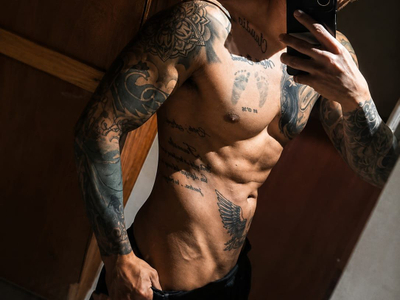 sebastian_horny avatar