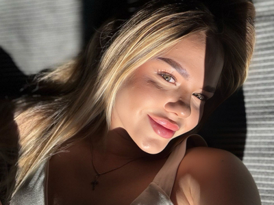 AuroraMore avatar
