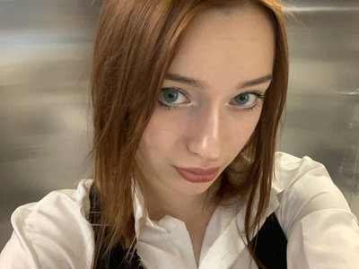 FoxyMayy avatar